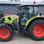Claas Arion 430, foto 2