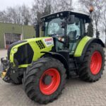 Claas Arion 550, foto 1