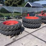 Taurus 340/85R48 & 270/95R36, foto 1